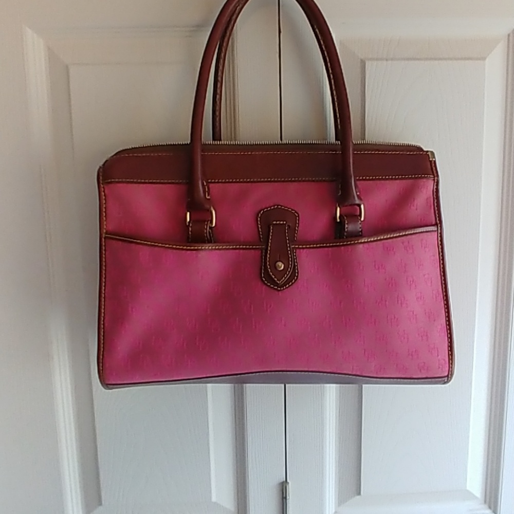 ❇️Dooney & Bourke Handbag❇️
